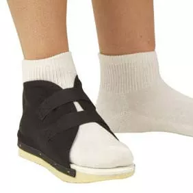Deroyal A152307 - Male Post-Op Shoe with Hook and Loop Closure, Large