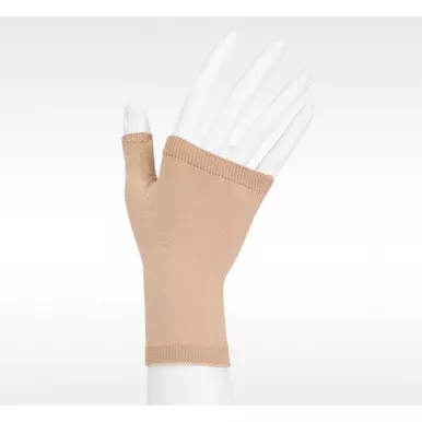 Juzo 2001ACRI14S - Juzo Soft Seamless Gauntlet, 20-30, Right, Beige, Small